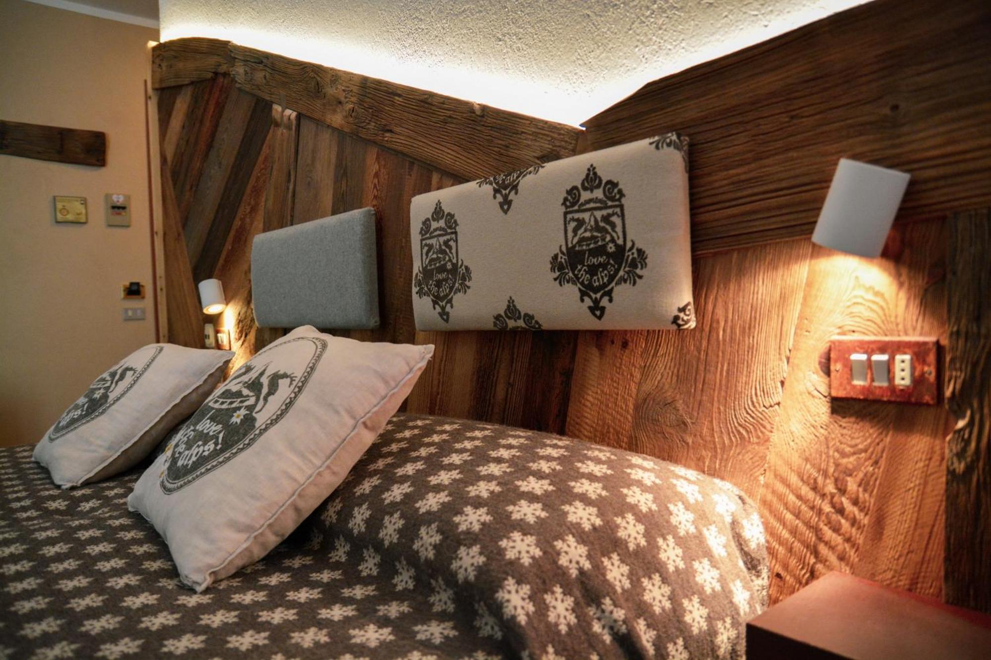 Hotel Chaberton Cesana Torinese Εξωτερικό φωτογραφία