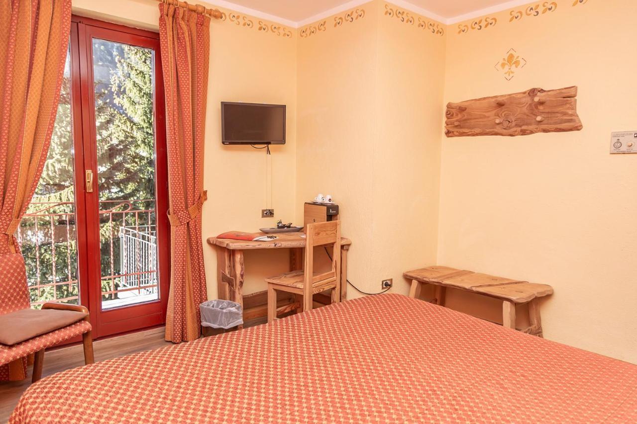 Hotel Chaberton Cesana Torinese Εξωτερικό φωτογραφία