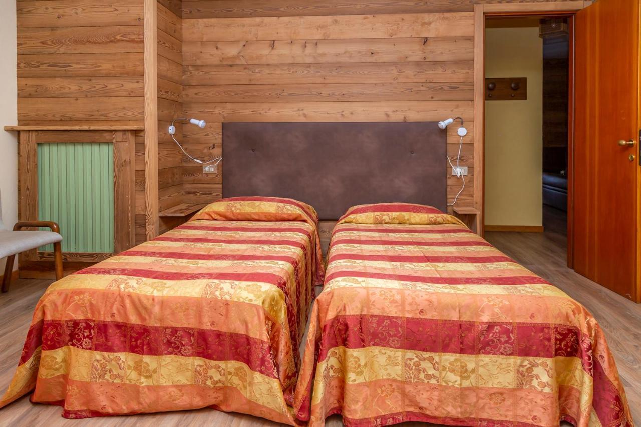 Hotel Chaberton Cesana Torinese Εξωτερικό φωτογραφία
